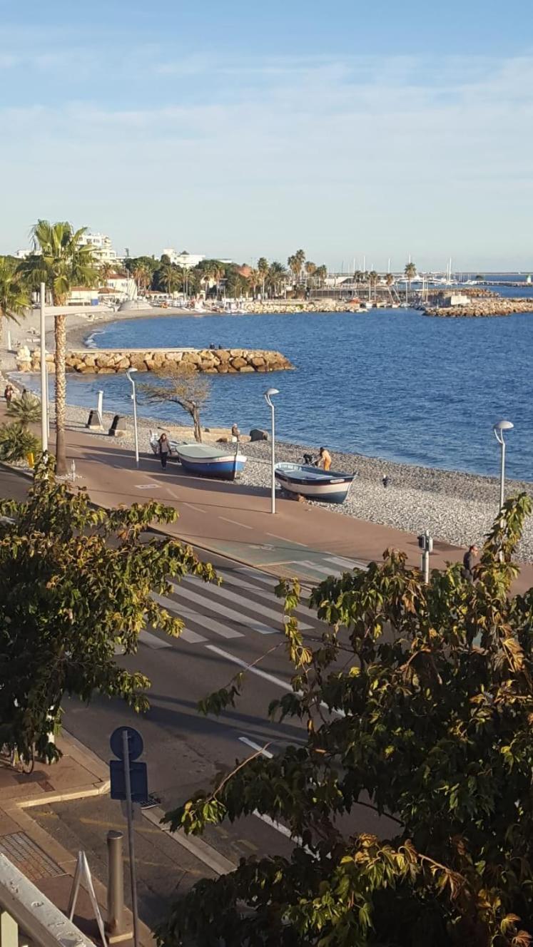 Appartements Au Cros De Cagnes Oda fotoğraf
